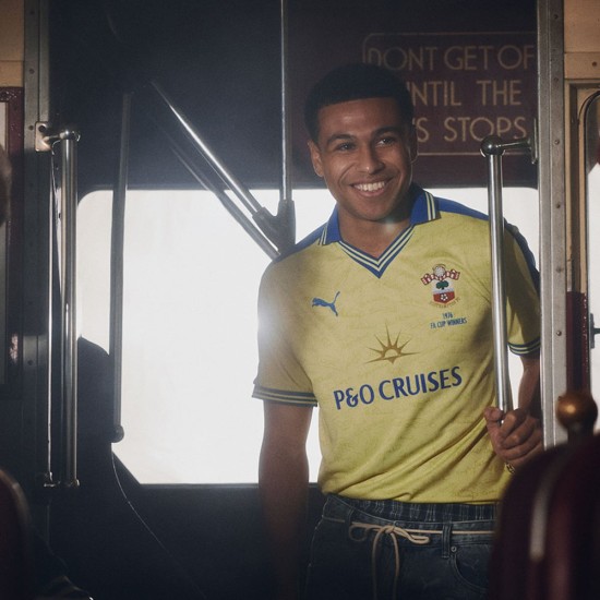 Homme Southampton saison 2025/26 50e anniversaire maillot