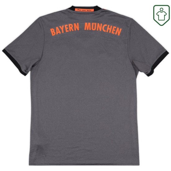 Homme Maillot extérieur rétro Bayern Munich 2016/17 Homme Maillot extérieur rétro Bayern Munich 2016/17