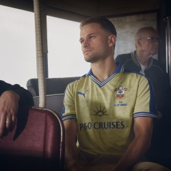 Homme Southampton saison 2025/26 50e anniversaire maillot