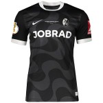 Maillot extérieur SC Freiburg 2025/26 Coupe DFB Demi-finale – Femme Maillot extérieur SC Freiburg 2025/26 Coupe DFB Demi-finale – Femme