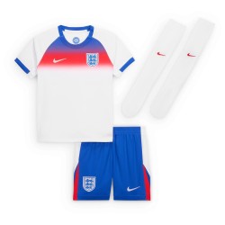 Tenue domicile enfant Angleterre 2025