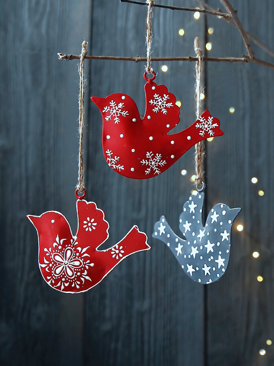 Oiseau à motif métallique scandinave