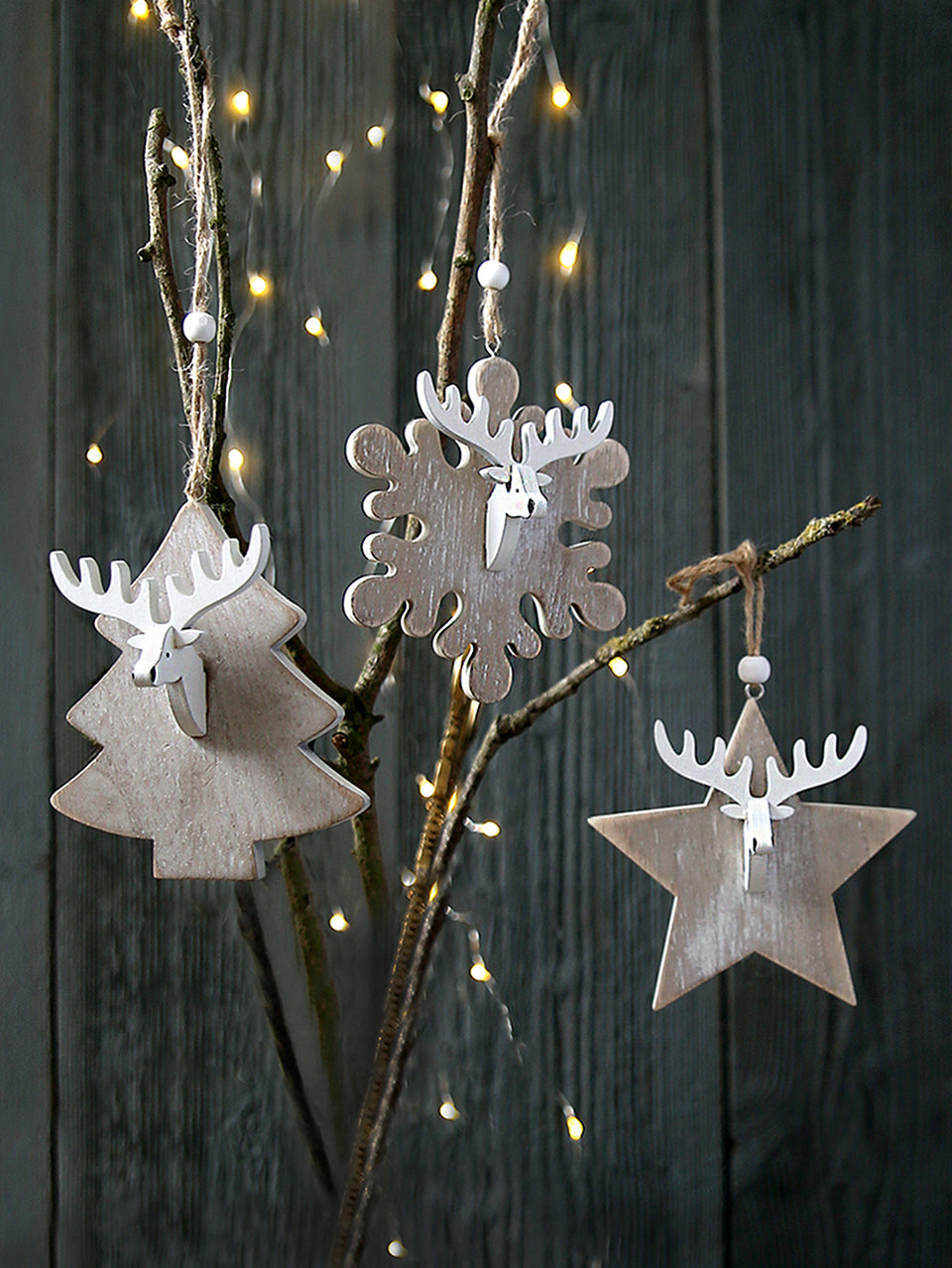 Tête de renne décorative à suspendre en bois